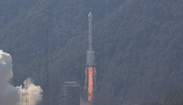 “太空摆渡车”如何应对太阳的“坏脾气”? “太空摆渡车”如何应对太阳的“坏脾气”?